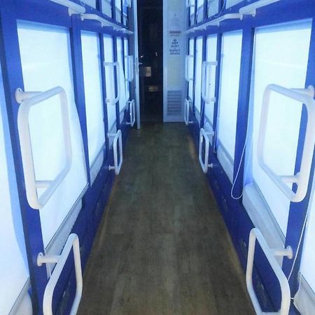 Qb Sleep Capsule Hotel Kuta Lombok Buitenkant foto