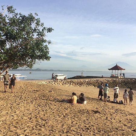 Qb Sleep Capsule Hotel Kuta Lombok Buitenkant foto