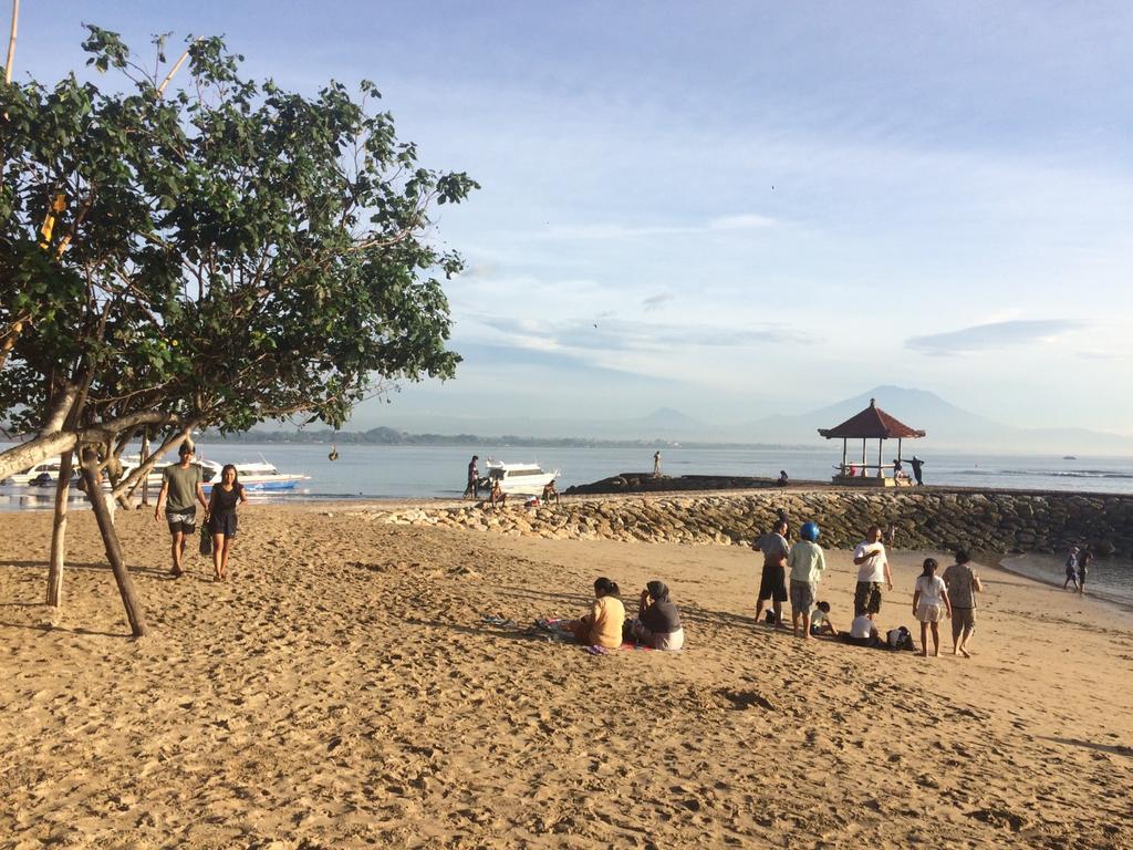 Qb Sleep Capsule Hotel Kuta Lombok Buitenkant foto