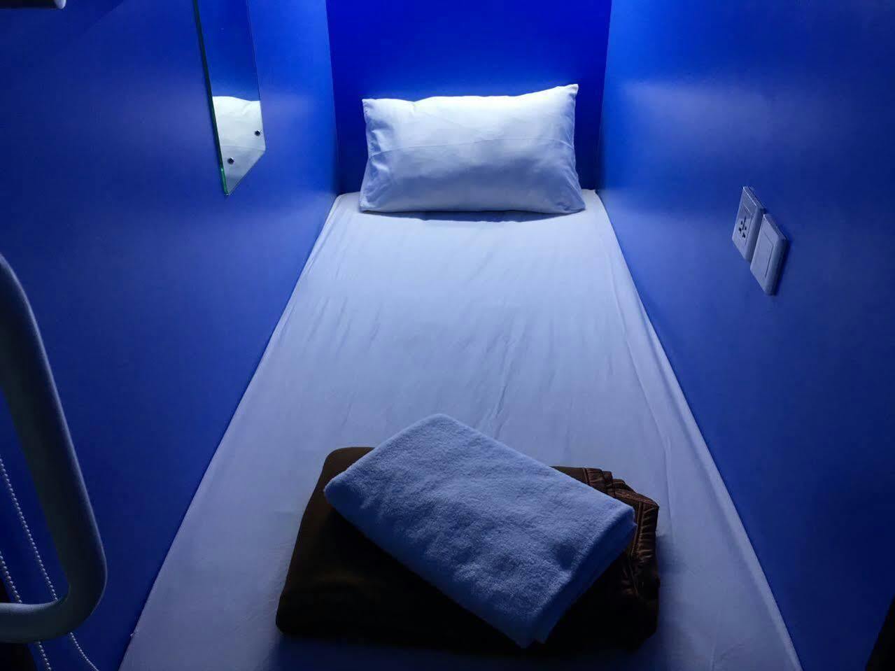 Qb Sleep Capsule Hotel Kuta Lombok Buitenkant foto